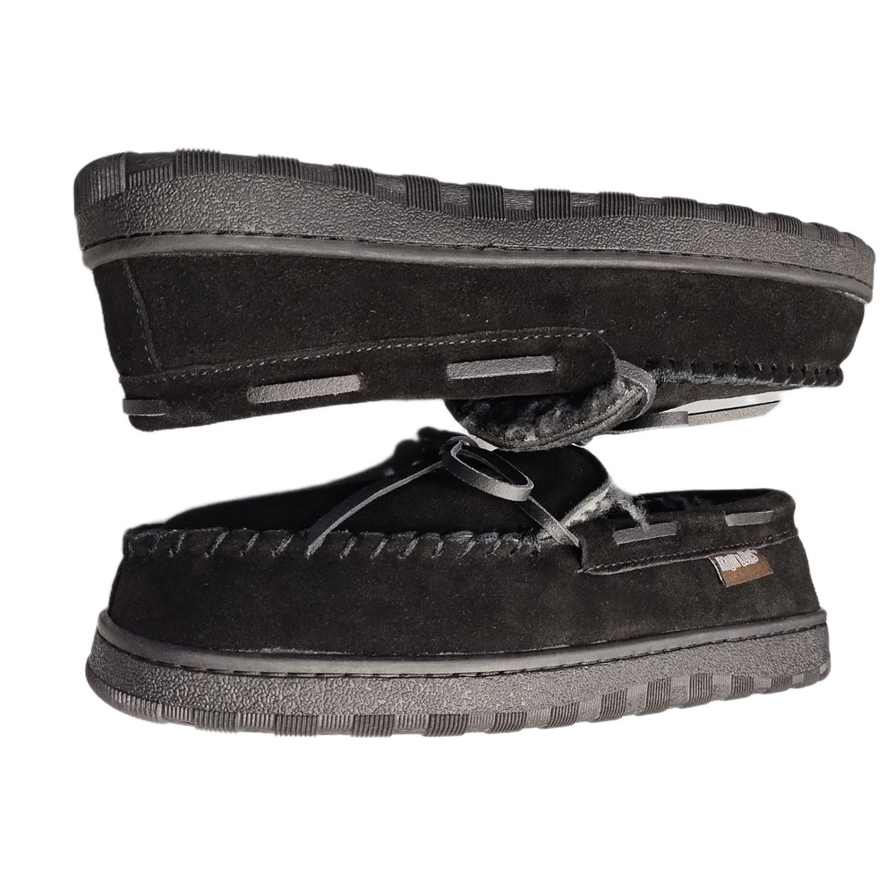 Muk Luks Paul Slippers Mens US 10W Black Faux Fur Lined Slip Resistant Moc Toe